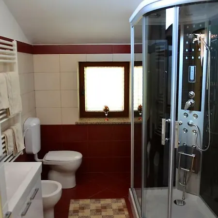 Apartma Louis Apartment *