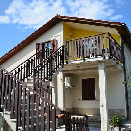 Apartment Apartma Louis *