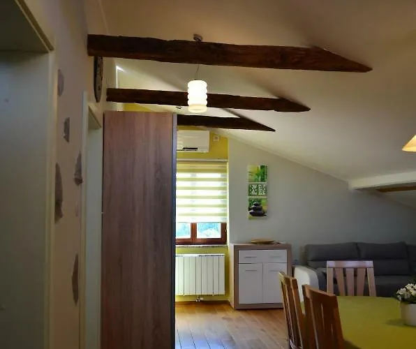 Apartma Louis Apartment Dutovlje