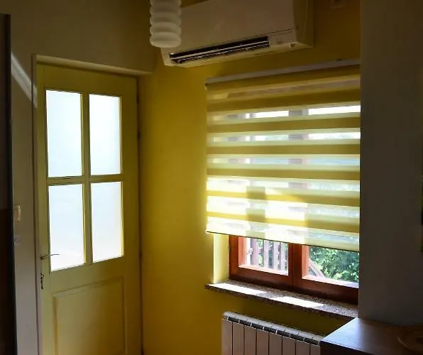 Apartma Louis * Dutovlje